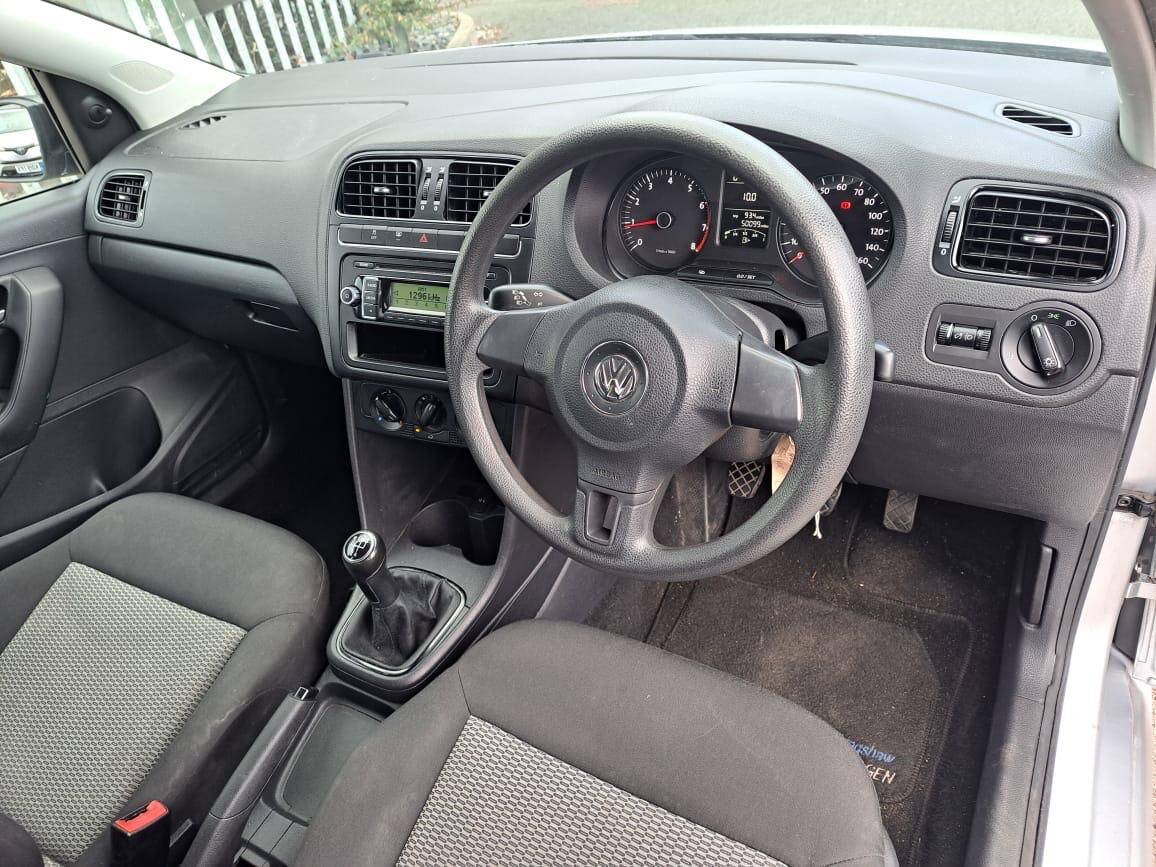 Used Volkswagen Polo 2010 for sale - 77278816: Photo 9