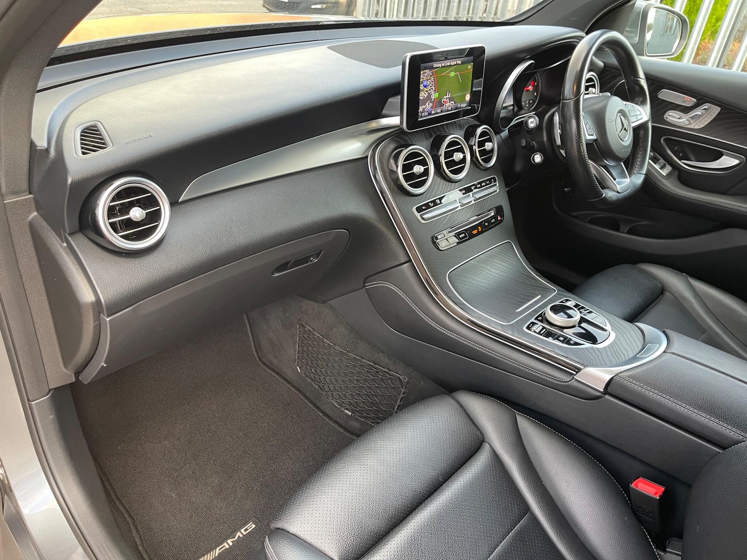 Used Mercedes-Benz GLC 2018 for sale - 77565178: Photo 16