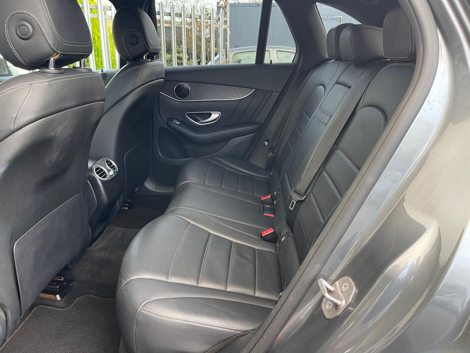 Used Mercedes-Benz GLC 2018 for sale - 77565178: Photo 19