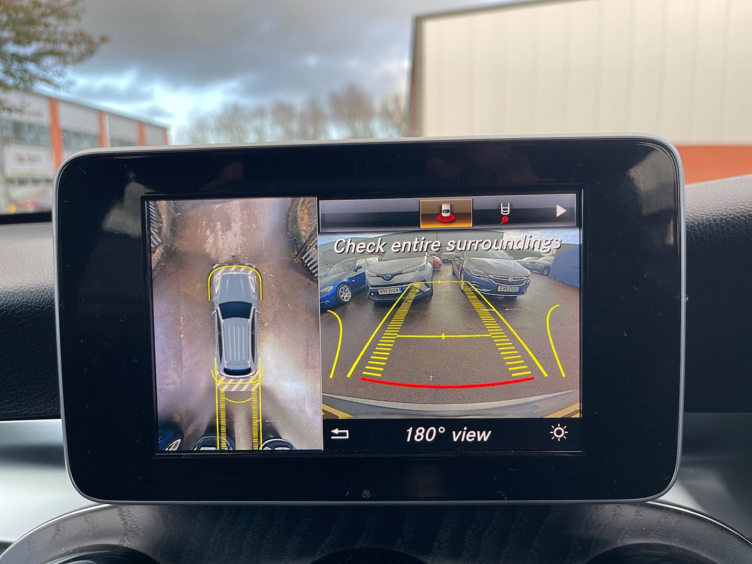 Used Mercedes-Benz GLC 2018 for sale - 77565178: Photo 40