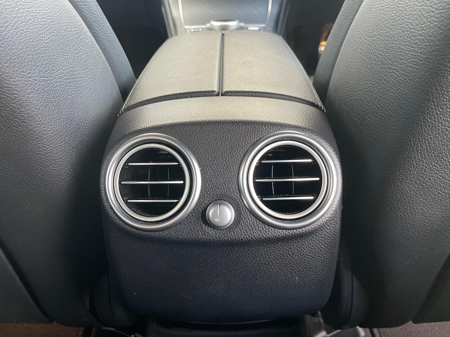 Used Mercedes-Benz GLC 2018 for sale - 77565178: Photo 52