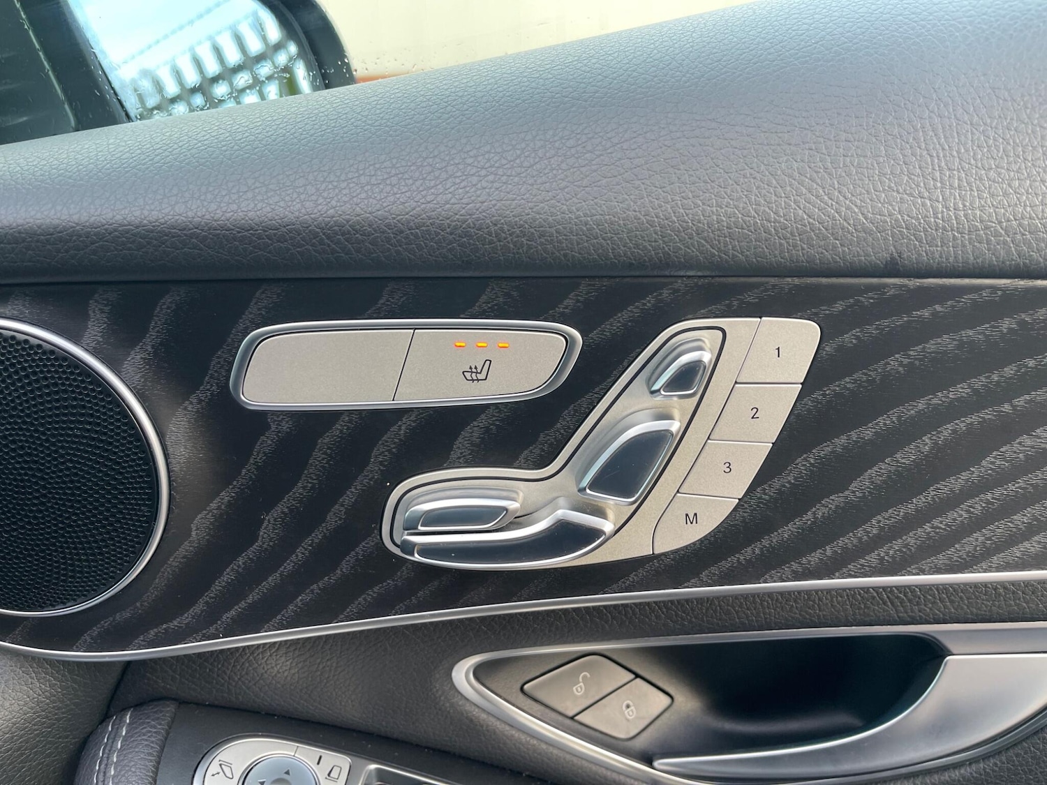 Used Mercedes-Benz GLC 2018 for sale - 77565178: Photo 57