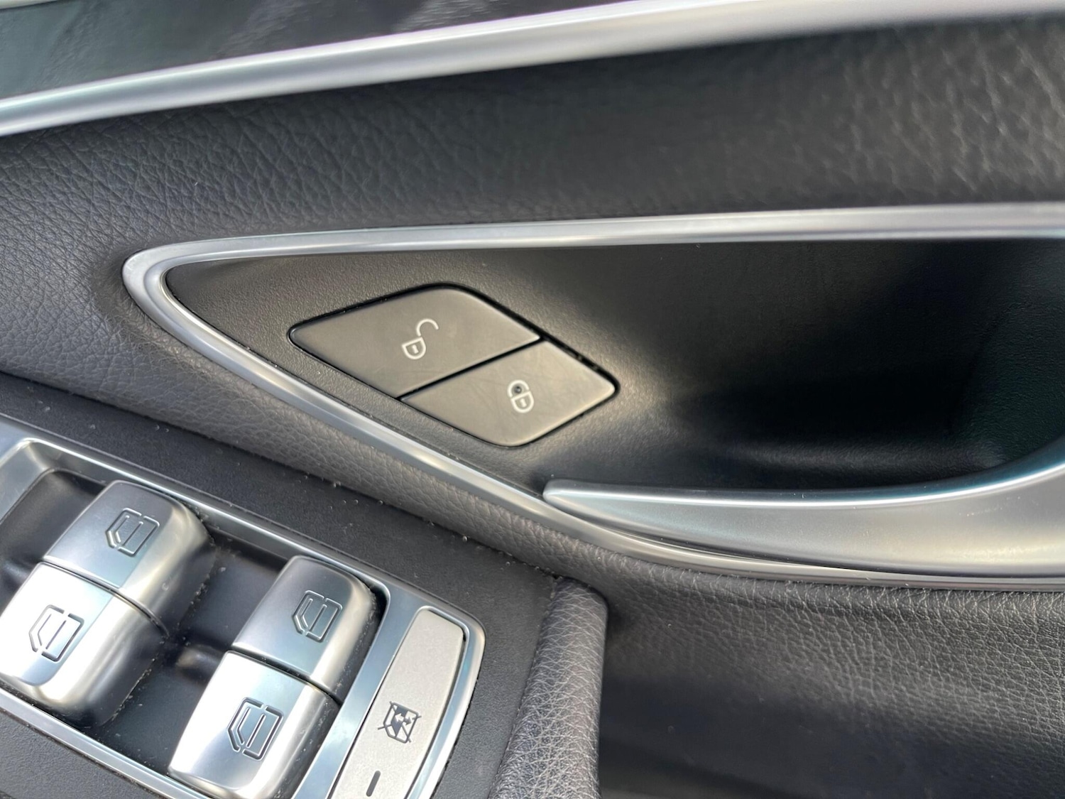 Used Mercedes-Benz GLC 2018 for sale - 77565178: Photo 58