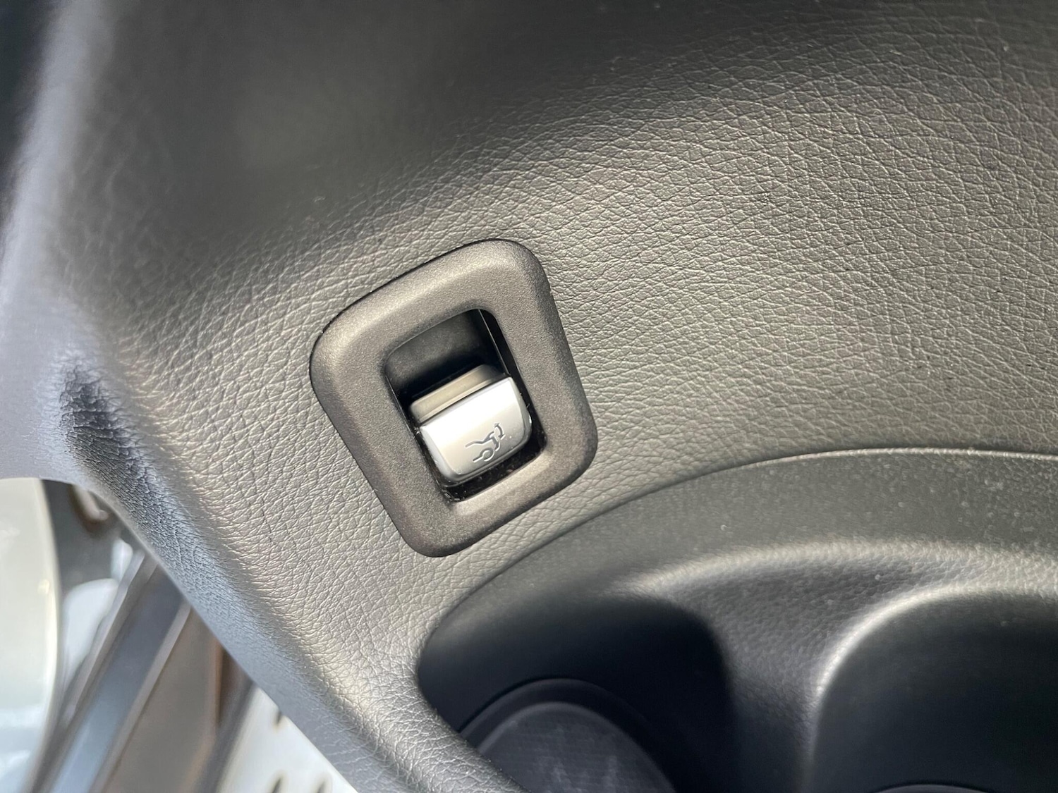 Used Mercedes-Benz GLC 2018 for sale - 77565178: Photo 59