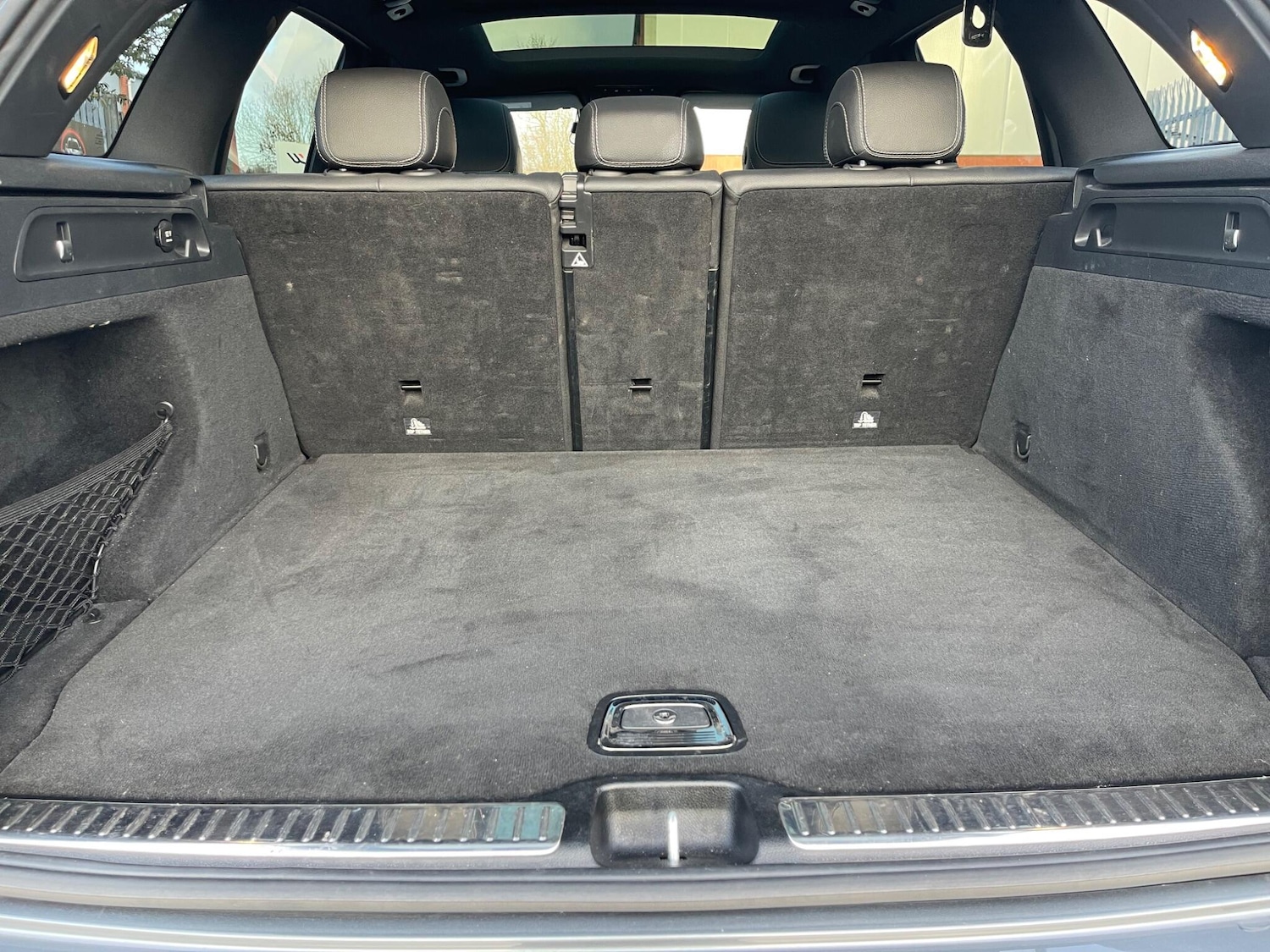 Used Mercedes-Benz GLC 2018 for sale - 77565178: Photo 68