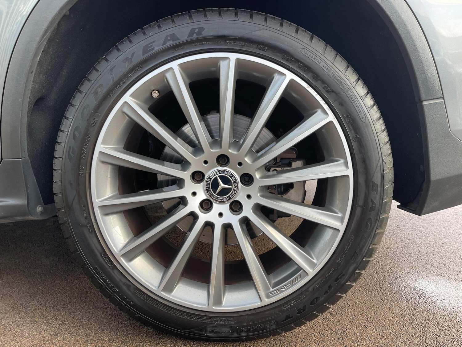 Used Mercedes-Benz GLC 2018 for sale - 77565178: Photo 90