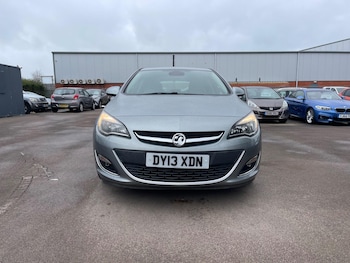 Used Vauxhall Astra 2013 for sale - 77799380: Photo