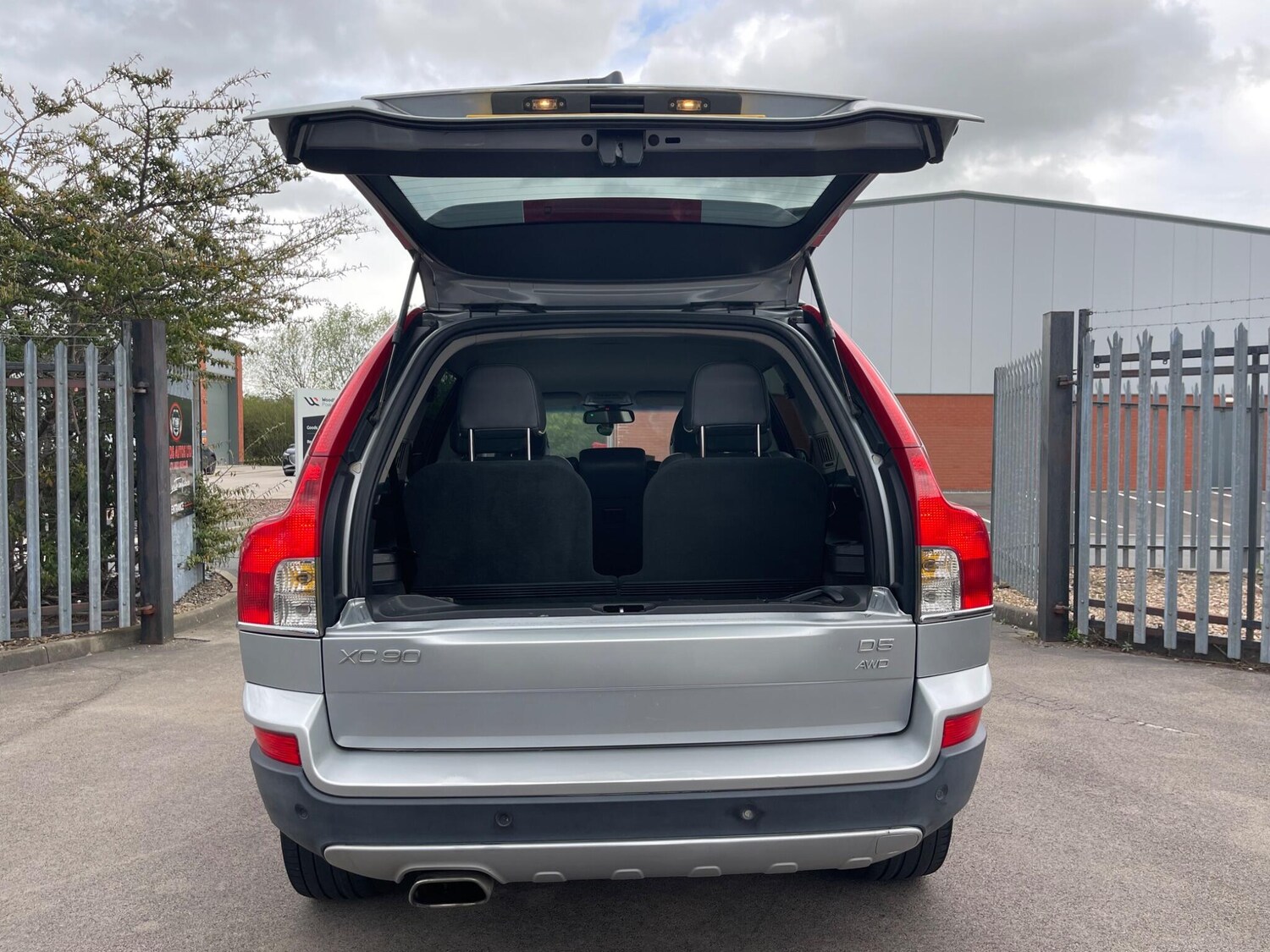 Used Volvo XC90 for sale - 78214244: Photo 60