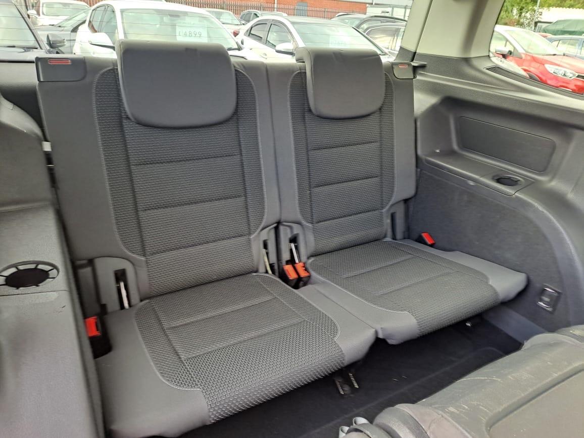 Used Volkswagen Touran 2015 for sale - 76336826: Photo 14