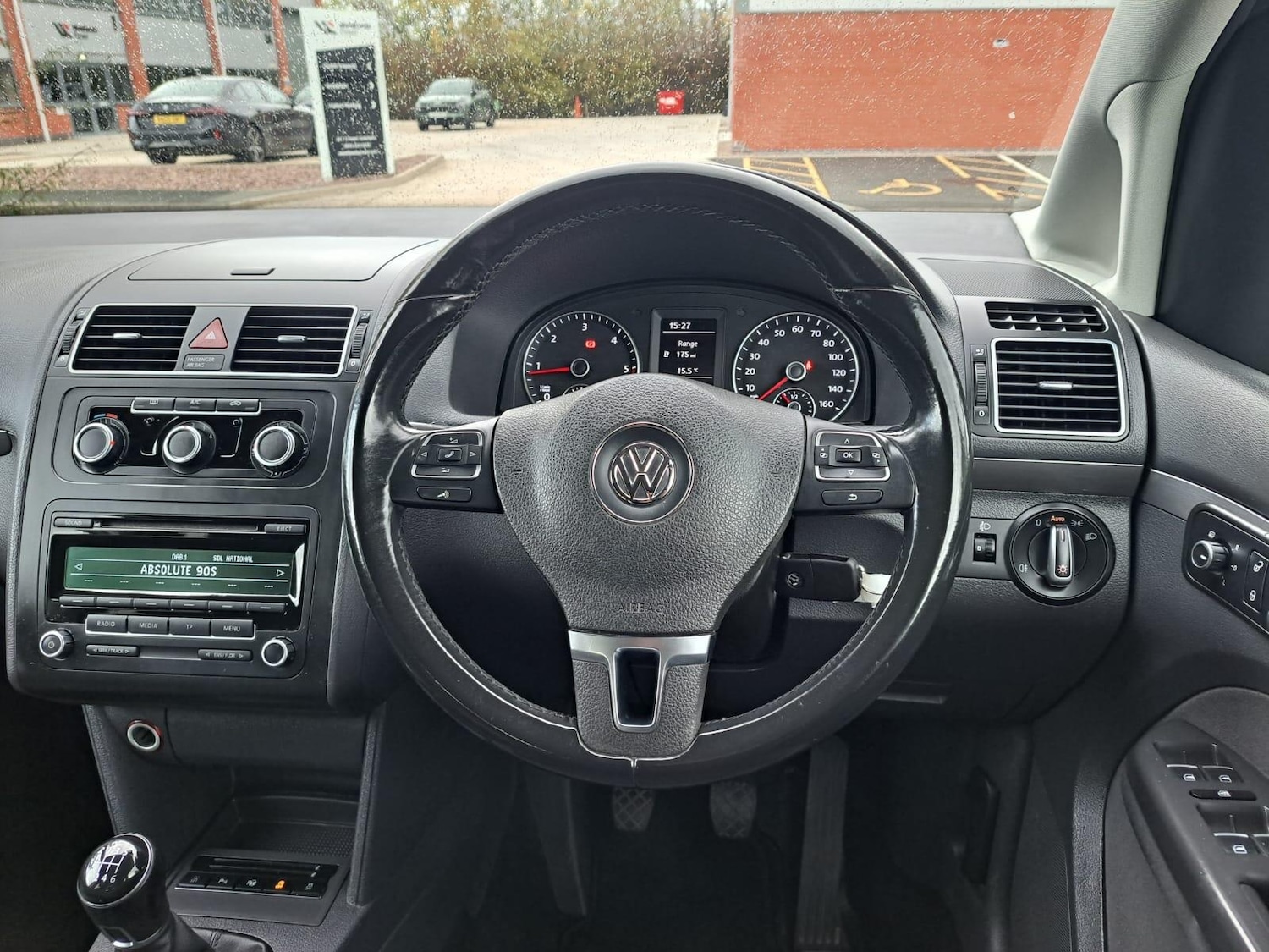 Used Volkswagen Touran 2015 for sale - 76336826: Photo 24