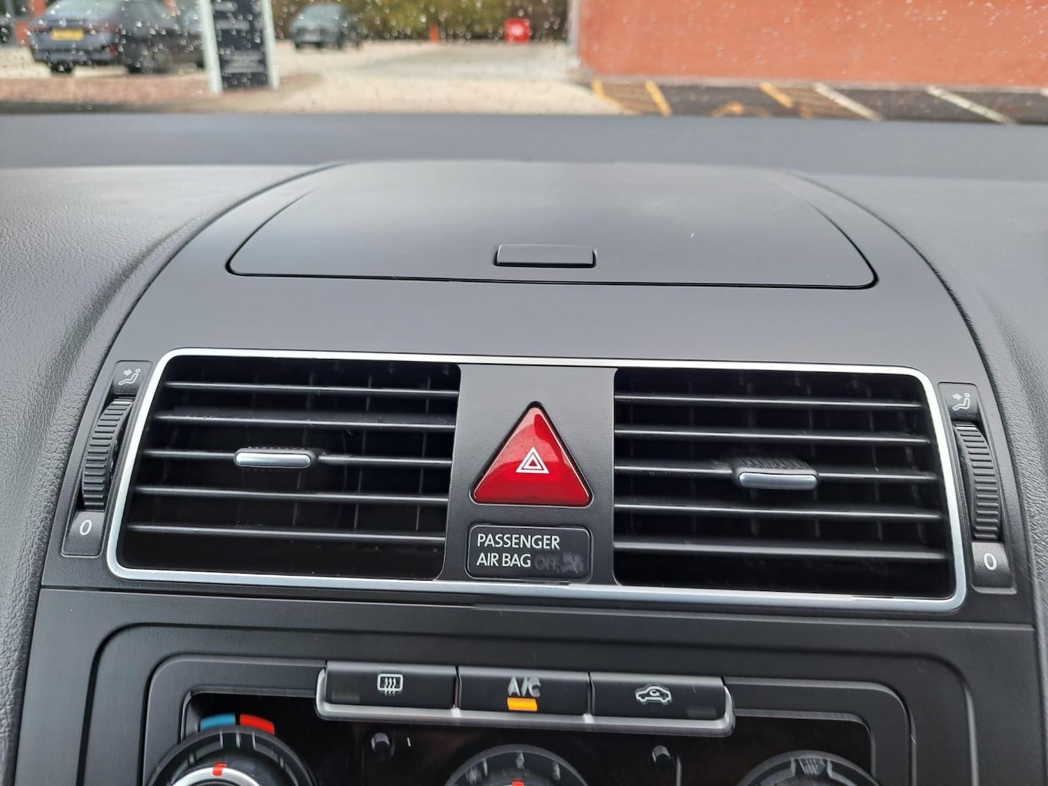 Used Volkswagen Touran 2015 for sale - 76336826: Photo 39