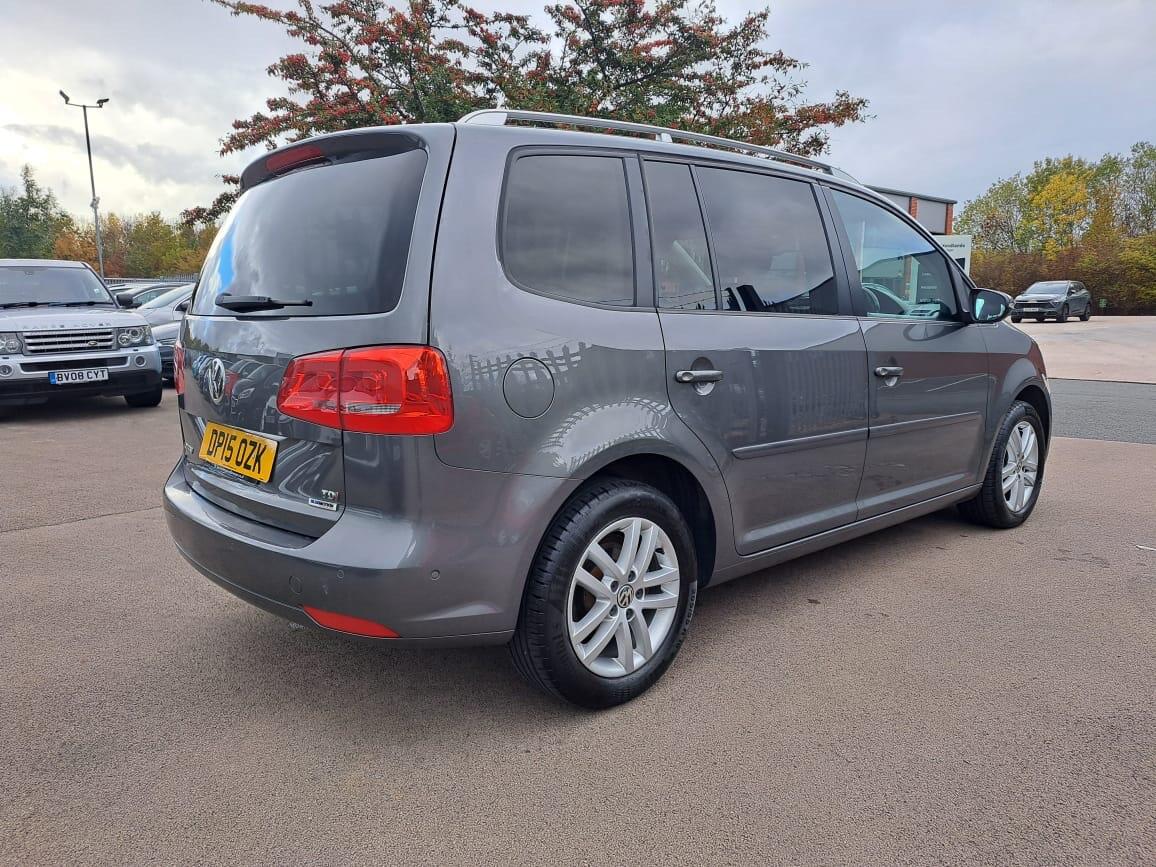 Used Volkswagen Touran 2015 for sale - 76336826: Photo 4