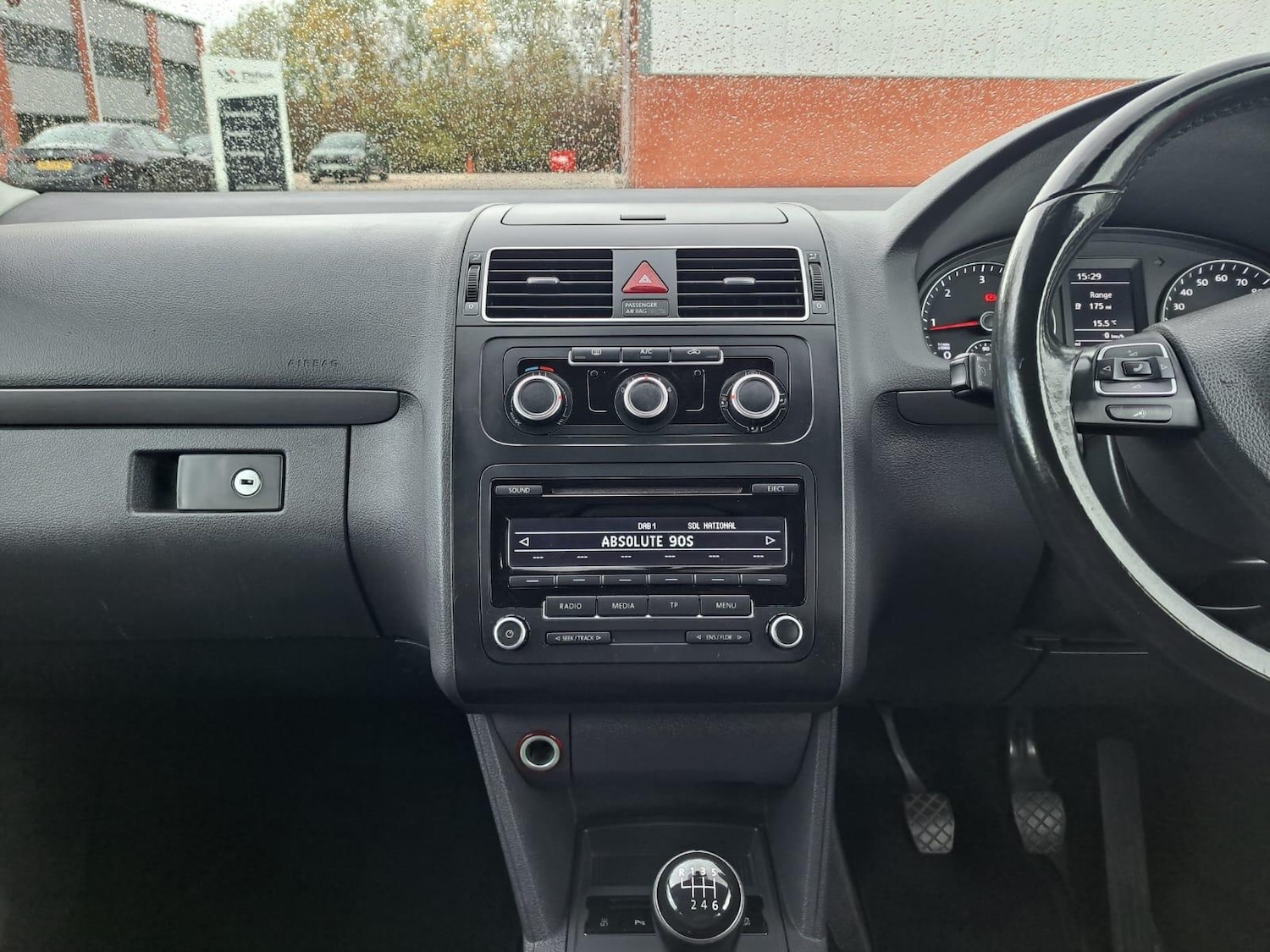 Used Volkswagen Touran 2015 for sale - 76336826: Photo 43