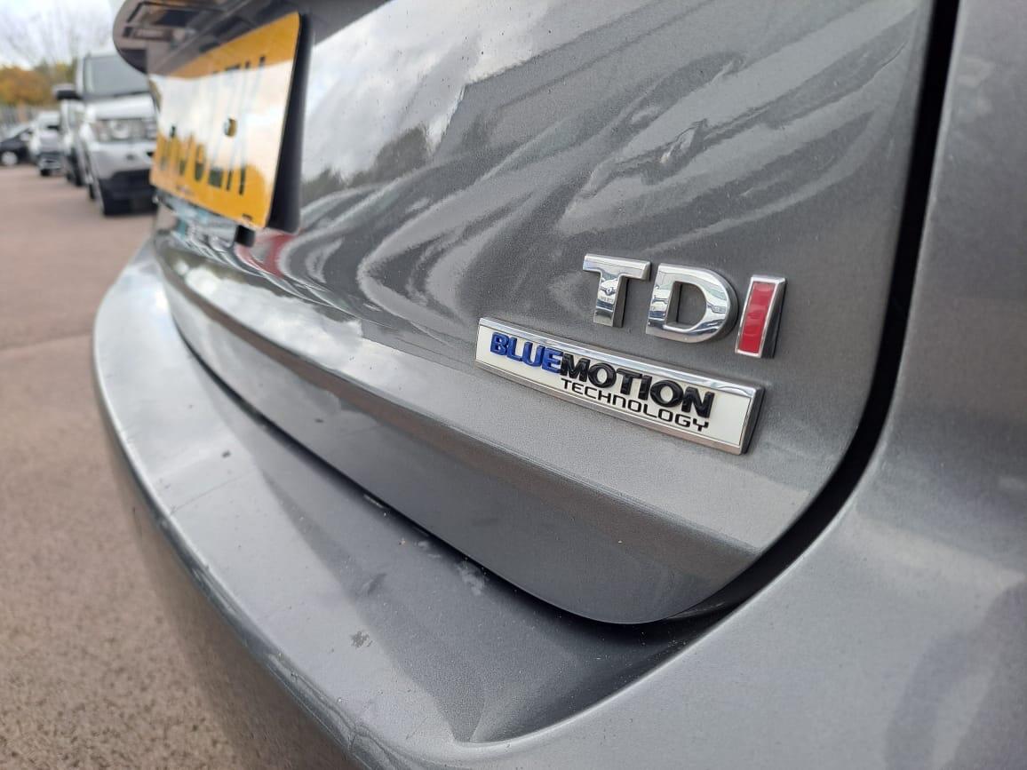 Used Volkswagen Touran 2015 for sale - 76336826: Photo 73