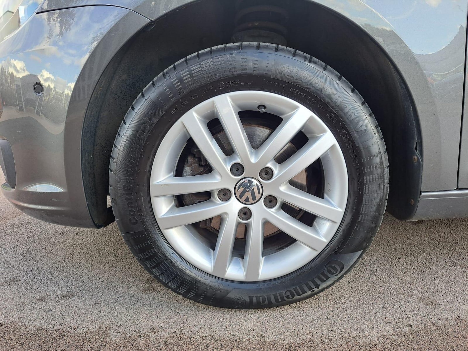 Used Volkswagen Touran 2015 for sale - 76336826: Photo 74
