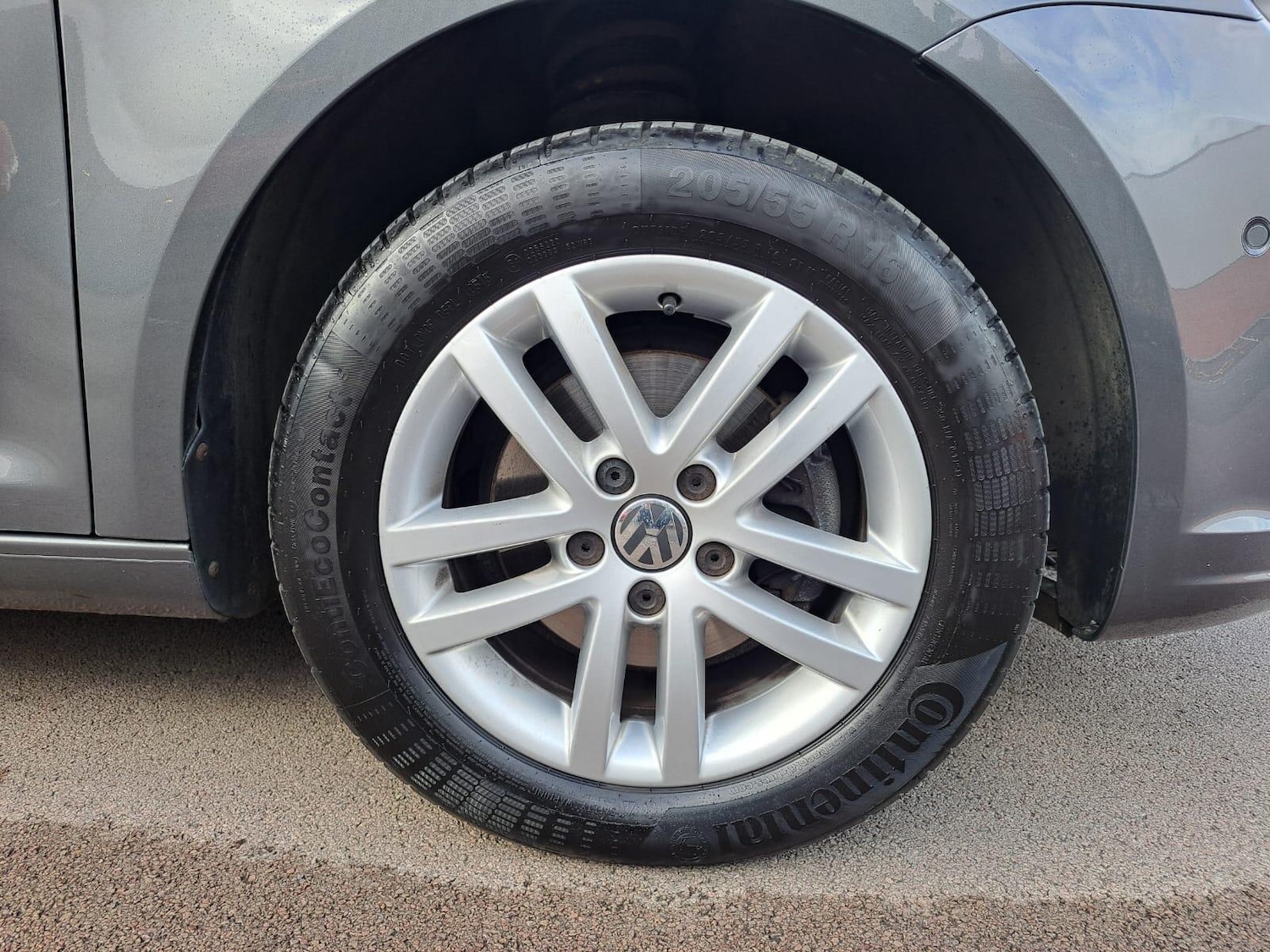 Used Volkswagen Touran 2015 for sale - 76336826: Photo 76