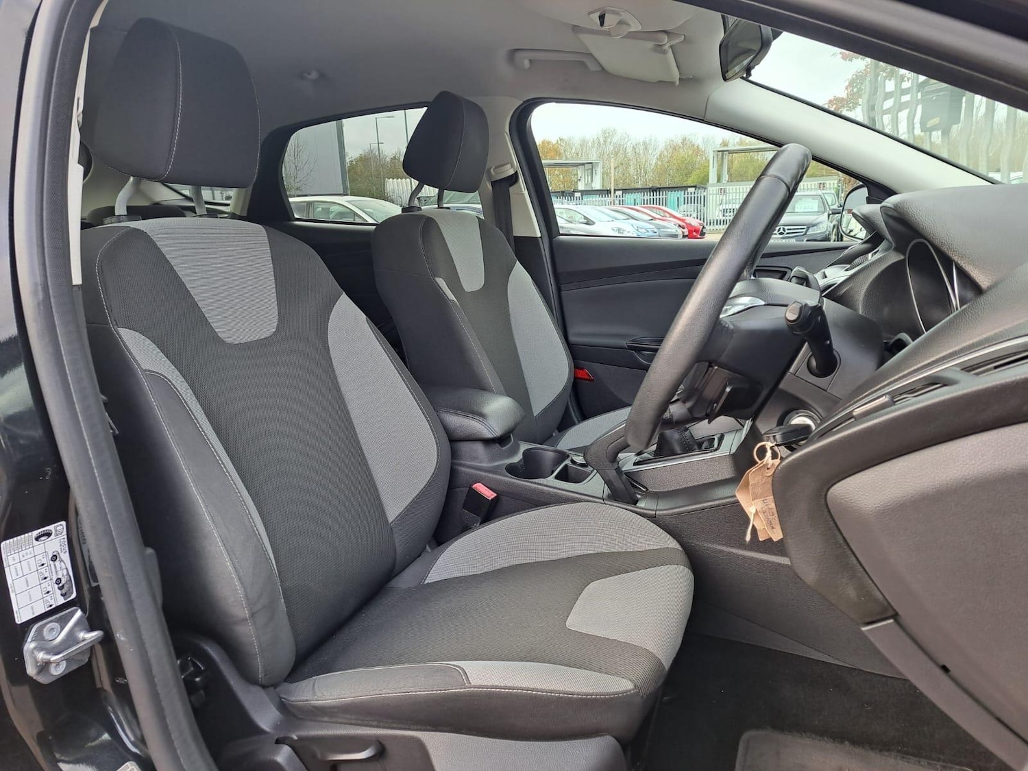 Used Ford Focus 2012 for sale - 76633390: Photo 11