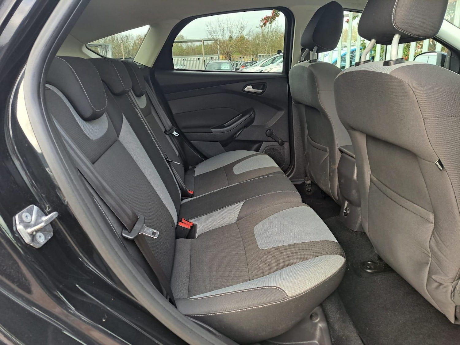 Used Ford Focus 2012 for sale - 76633390: Photo 12