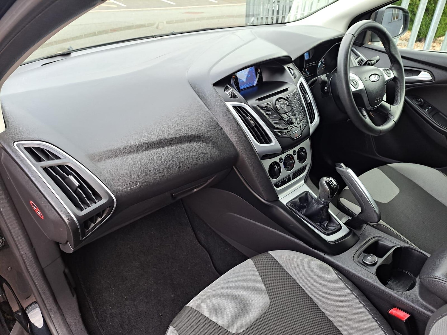 Used Ford Focus 2012 for sale - 76633390: Photo 16