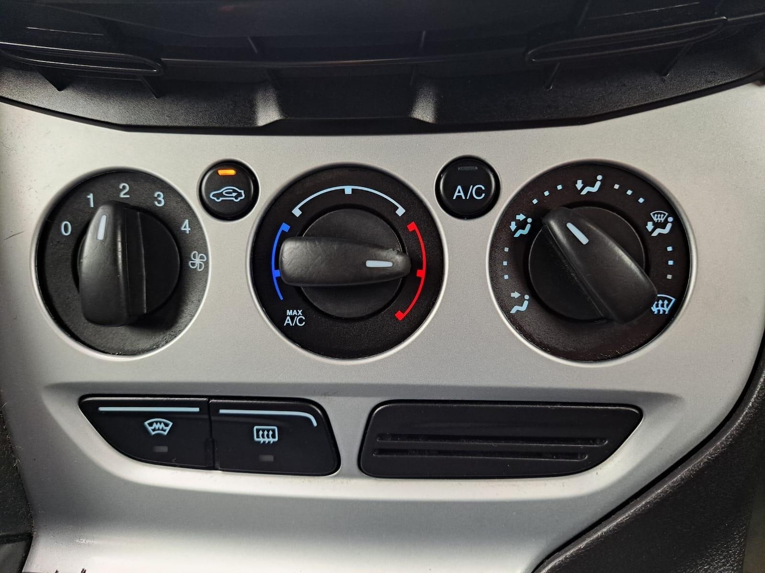 Used Ford Focus 2012 for sale - 76633390: Photo 39