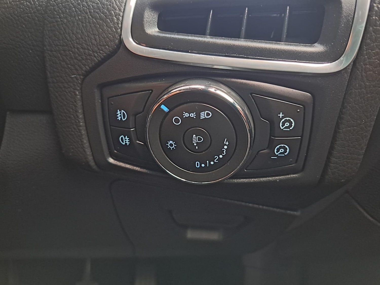 Used Ford Focus 2012 for sale - 76633390: Photo 44