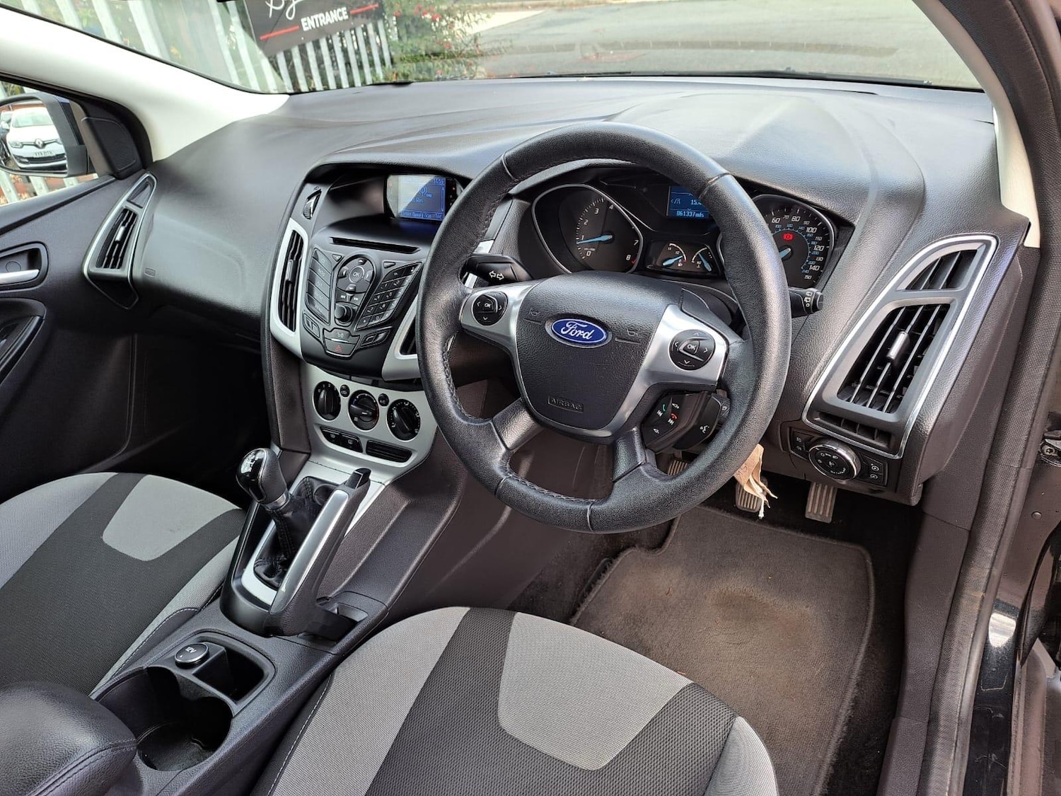 Used Ford Focus 2012 for sale - 76633390: Photo 9