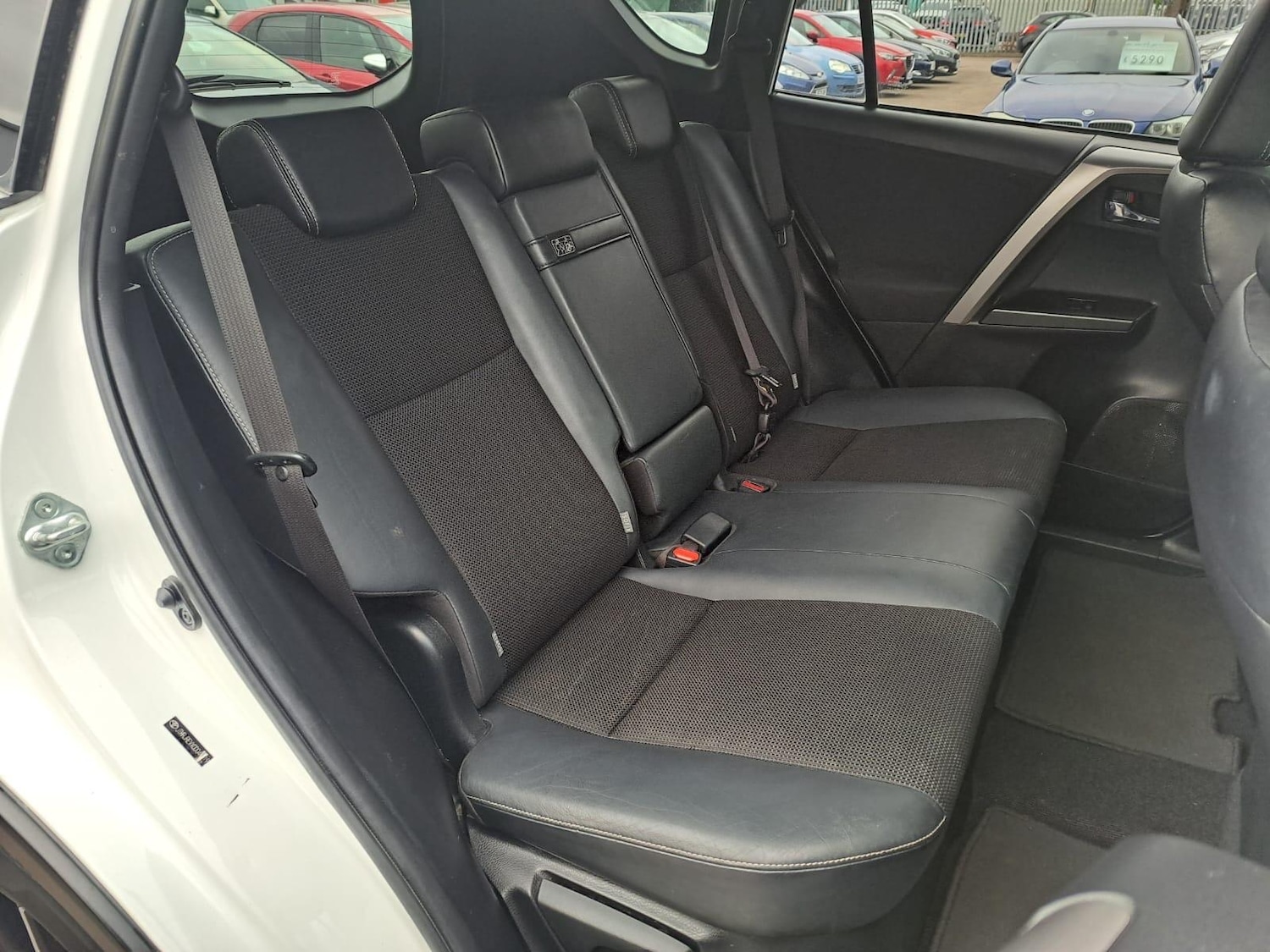 Used Toyota RAV4 2016 for sale - 77066975: Photo 13