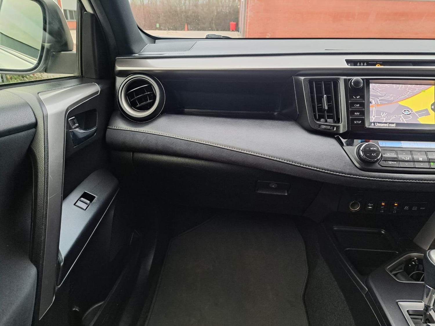 Used Toyota RAV4 2016 for sale - 77066975: Photo 23