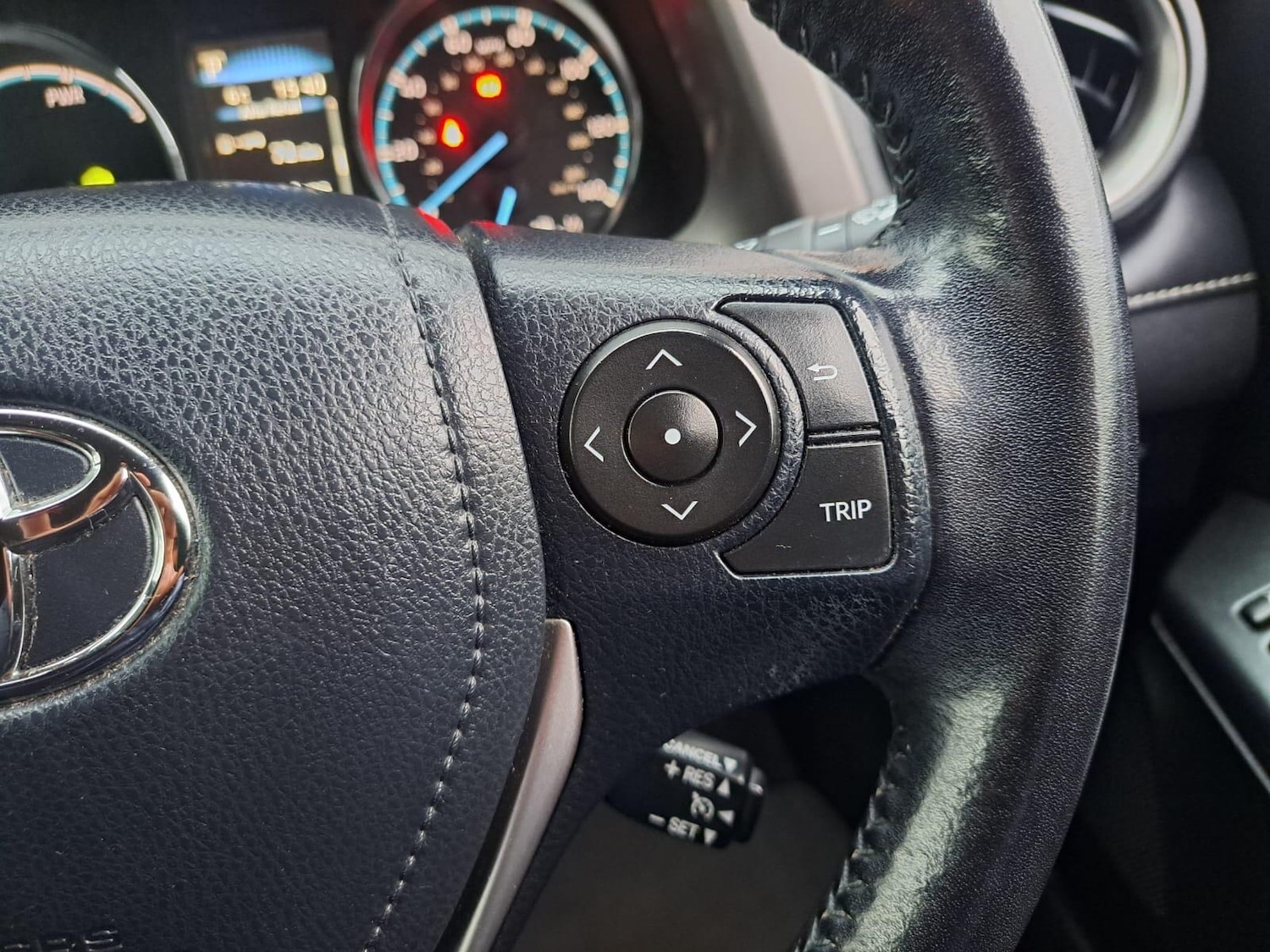 Used Toyota RAV4 2016 for sale - 77066975: Photo 25