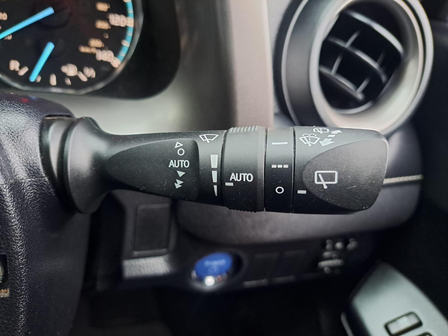 Used Toyota RAV4 2016 for sale - 77066975: Photo 27