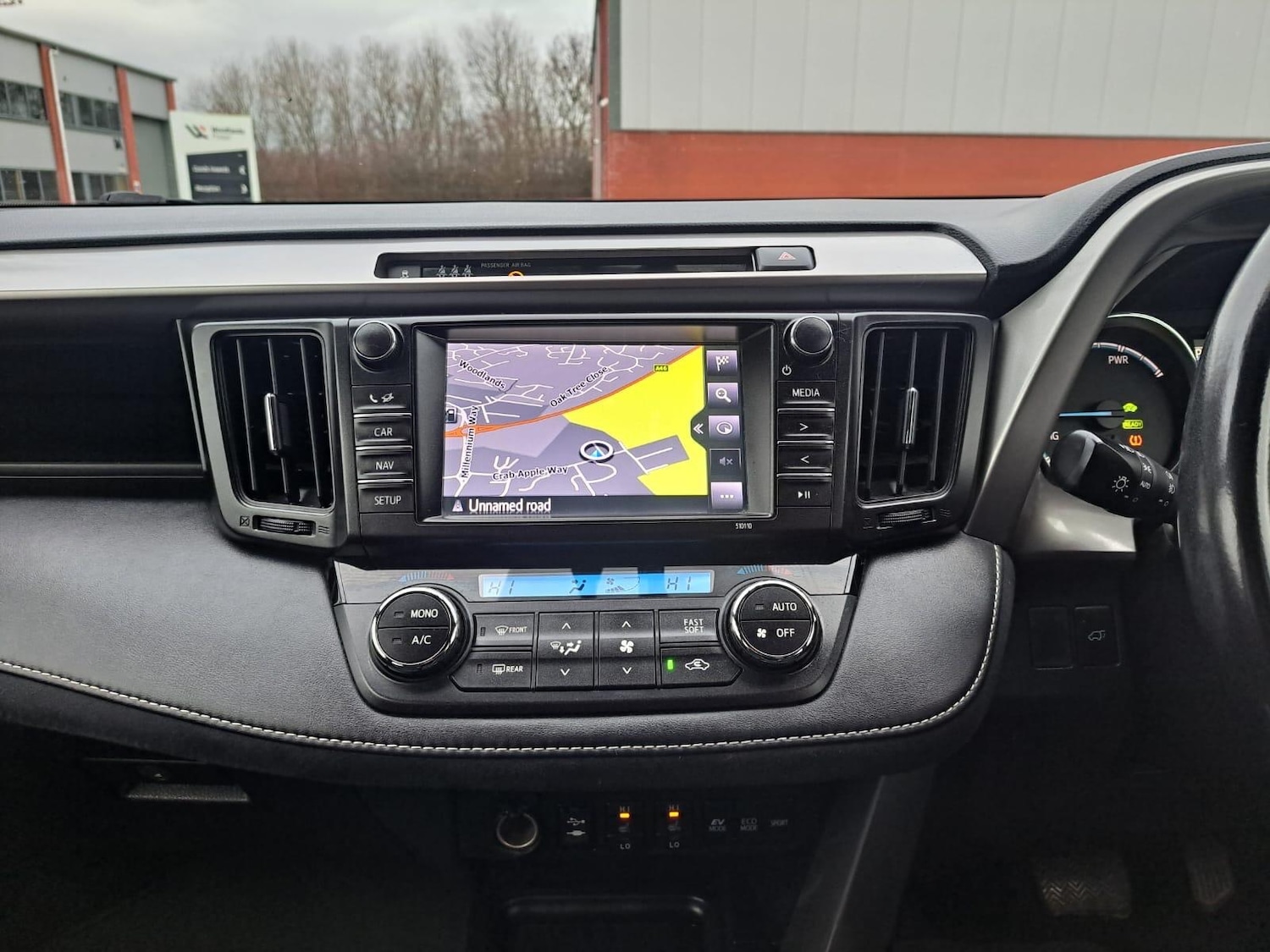 Used Toyota RAV4 2016 for sale - 77066975: Photo 47