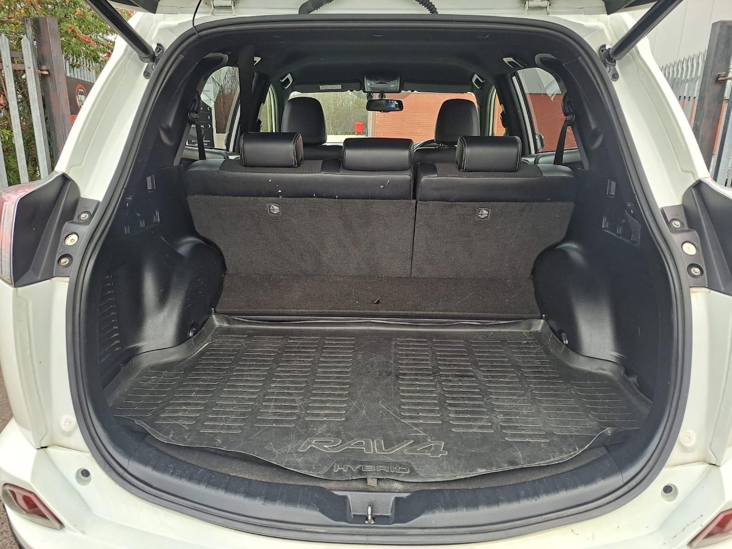 Used Toyota RAV4 2016 for sale - 77066975: Photo 66