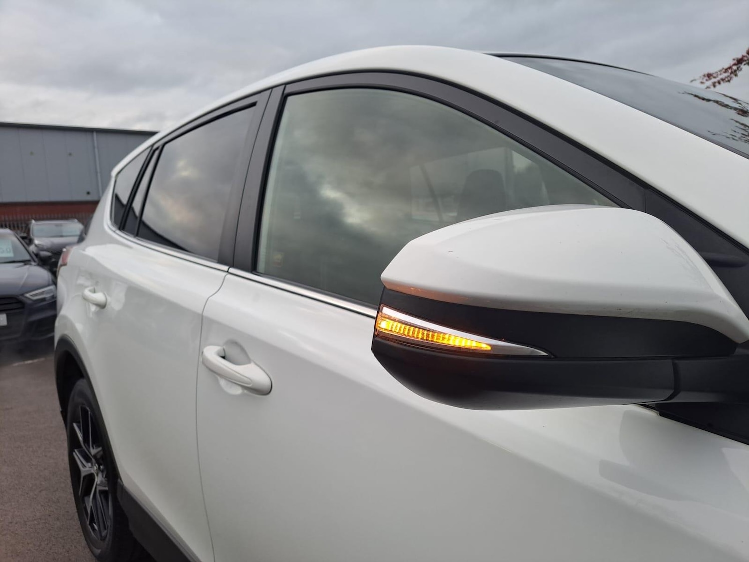 Used Toyota RAV4 2016 for sale - 77066975: Photo 76