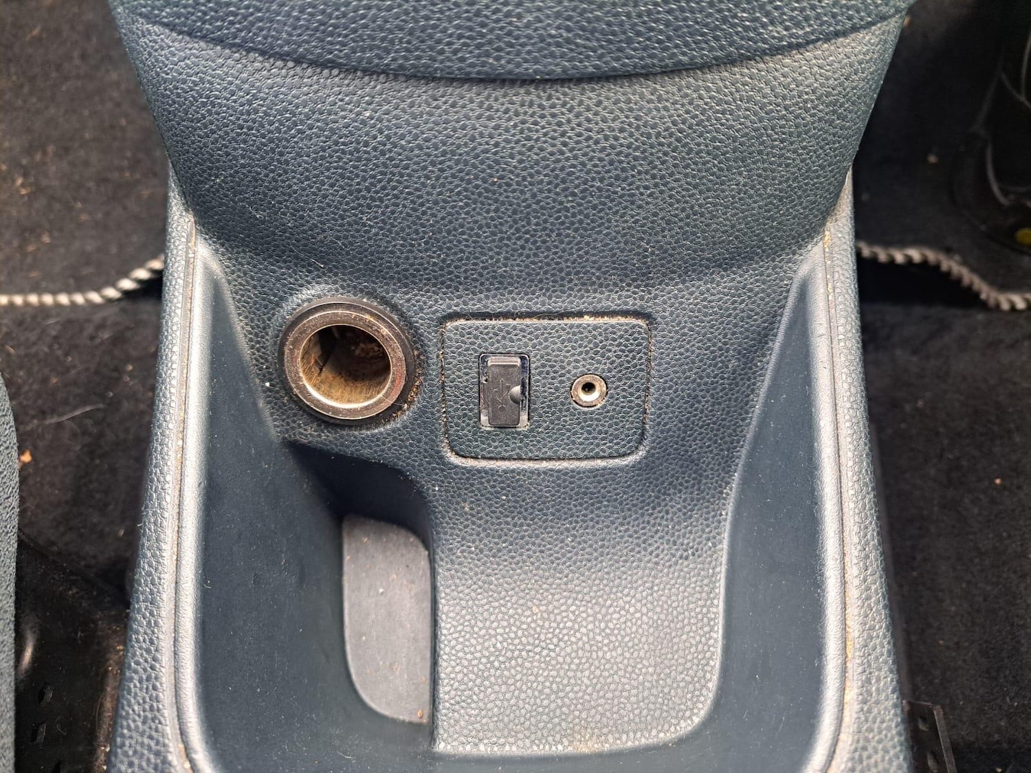 Used Ford Fiesta 2009 for sale - 77015493: Photo 41