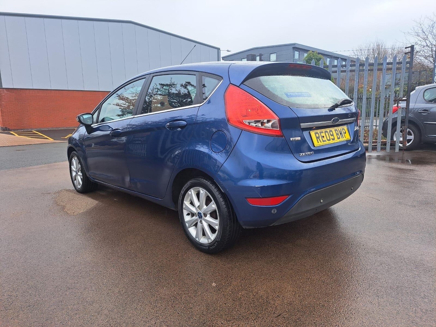 Used Ford Fiesta 2009 for sale - 77015493: Photo 6