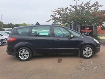 Used Ford S-Max 2010 for sale - 76295387: Photo