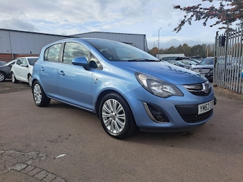Vauxhall - Corsa
