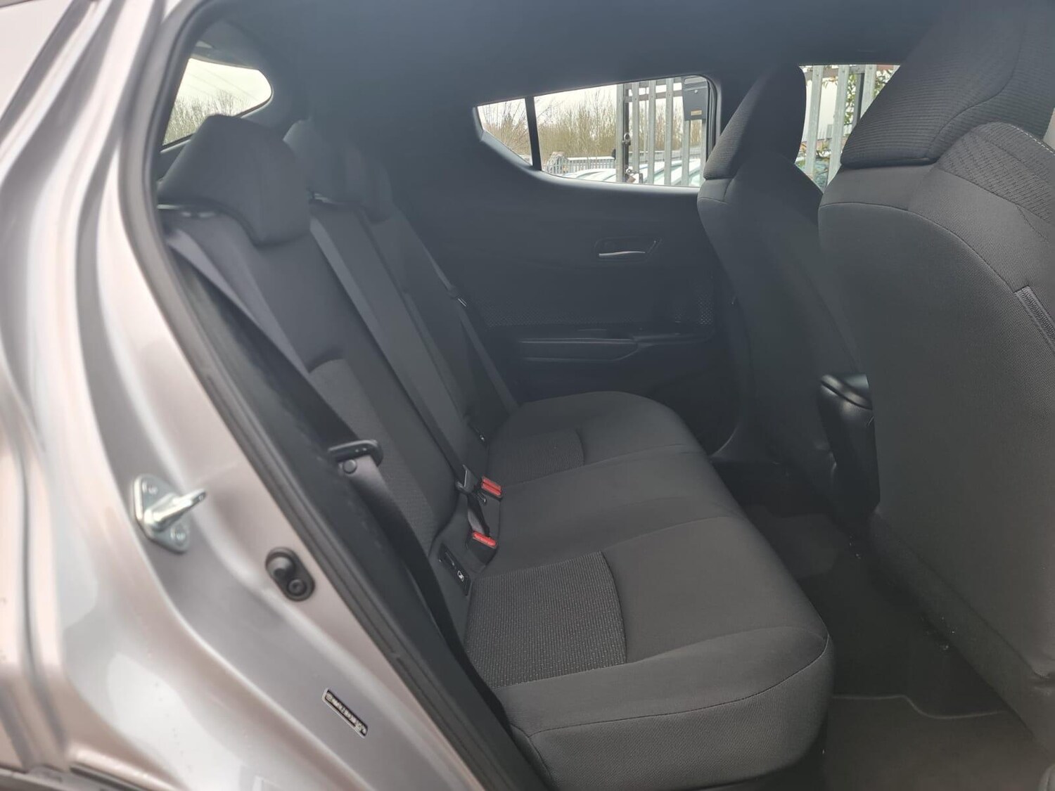 Used Toyota C-HR 2019 for sale - 77109363: Photo 12