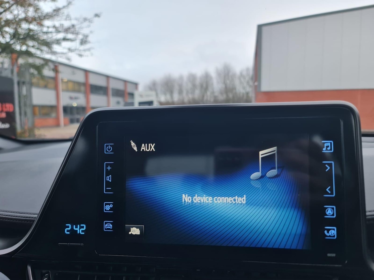 Used Toyota C-HR 2019 for sale - 77109363: Photo 39