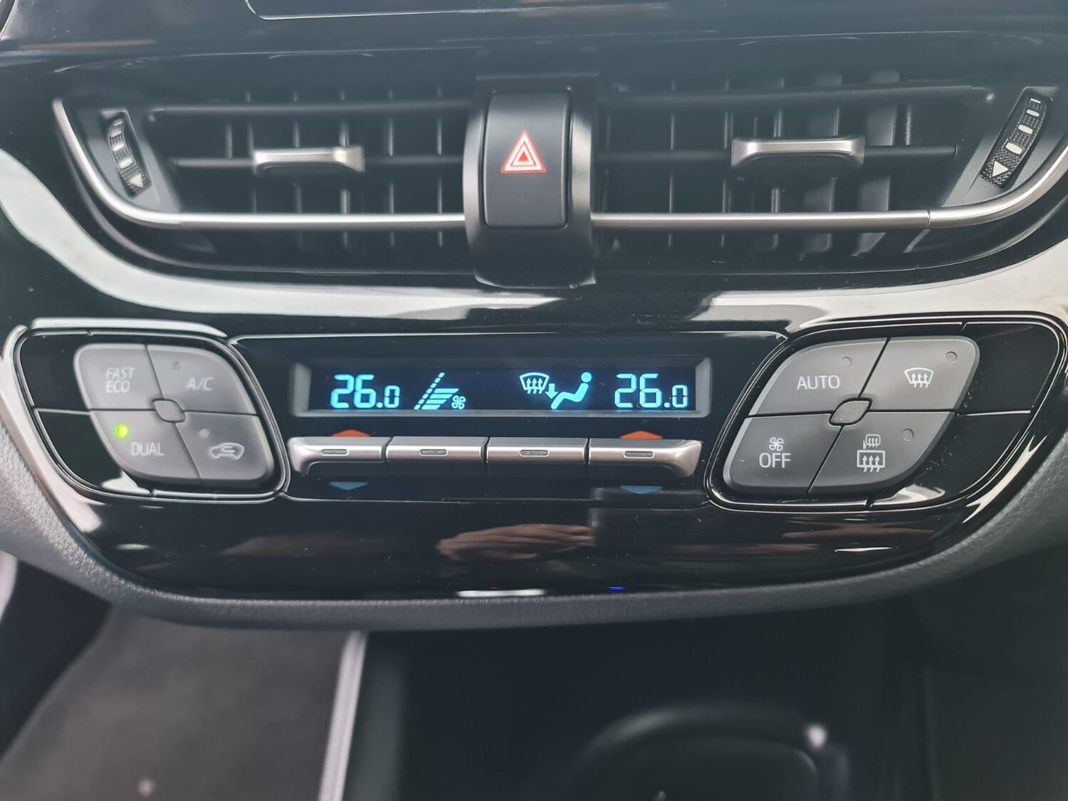 Used Toyota C-HR 2019 for sale - 77109363: Photo 46