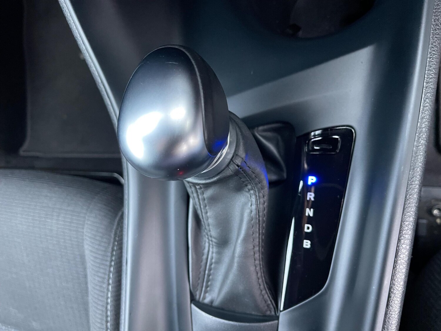 Used Toyota C-HR 2019 for sale - 77109363: Photo 47