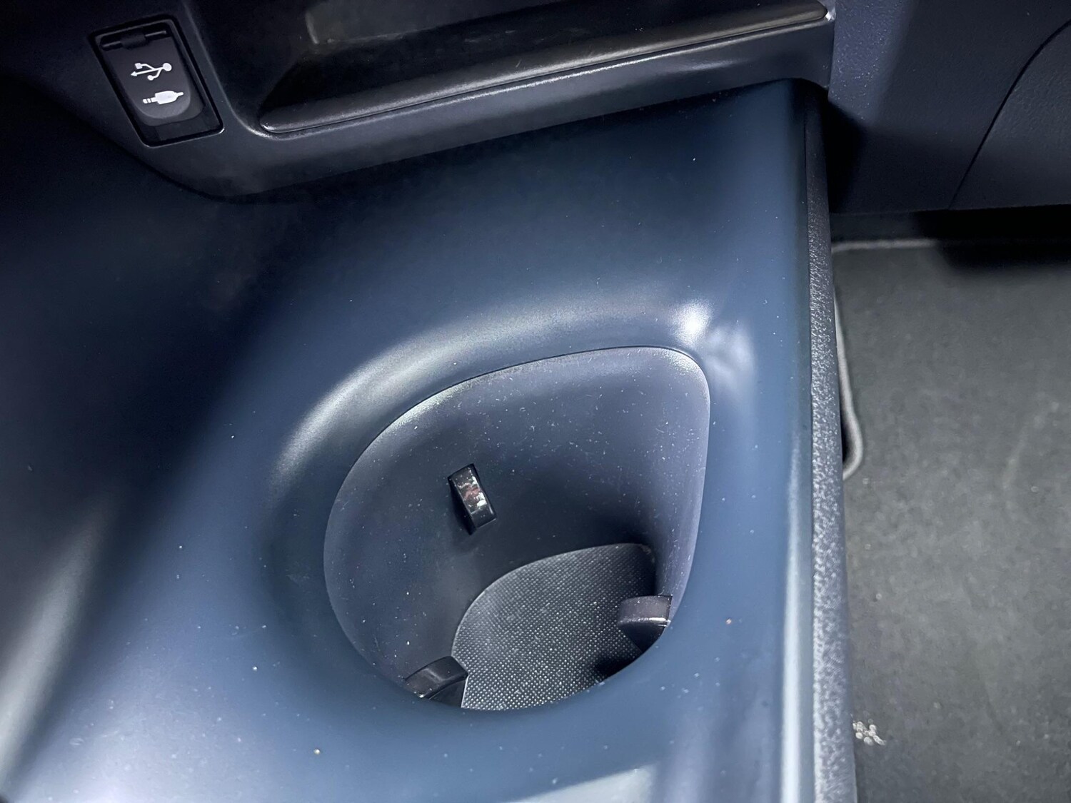 Used Toyota C-HR 2019 for sale - 77109363: Photo 57