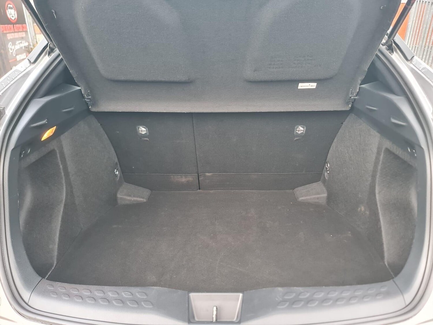 Used Toyota C-HR 2019 for sale - 77109363: Photo 67