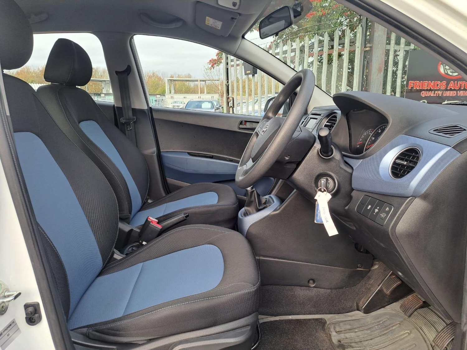 Used Hyundai i10 2015 for sale - 76634186: Photo 12