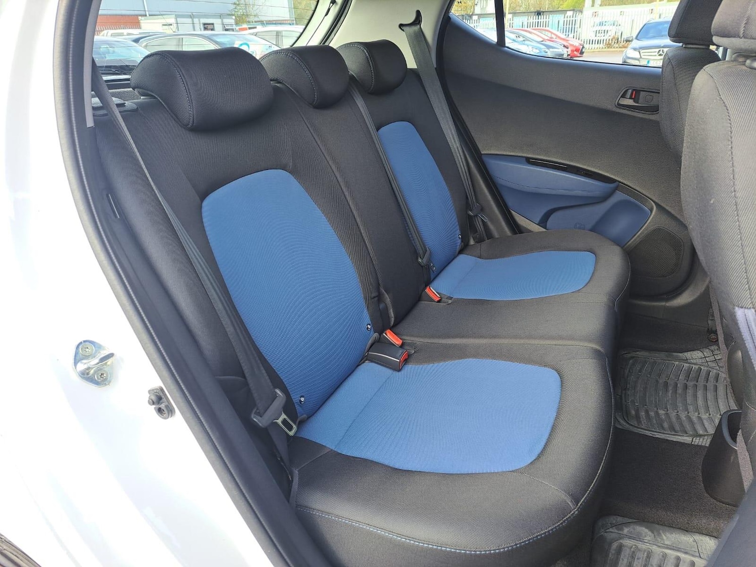 Used Hyundai i10 2015 for sale - 76634186: Photo 14