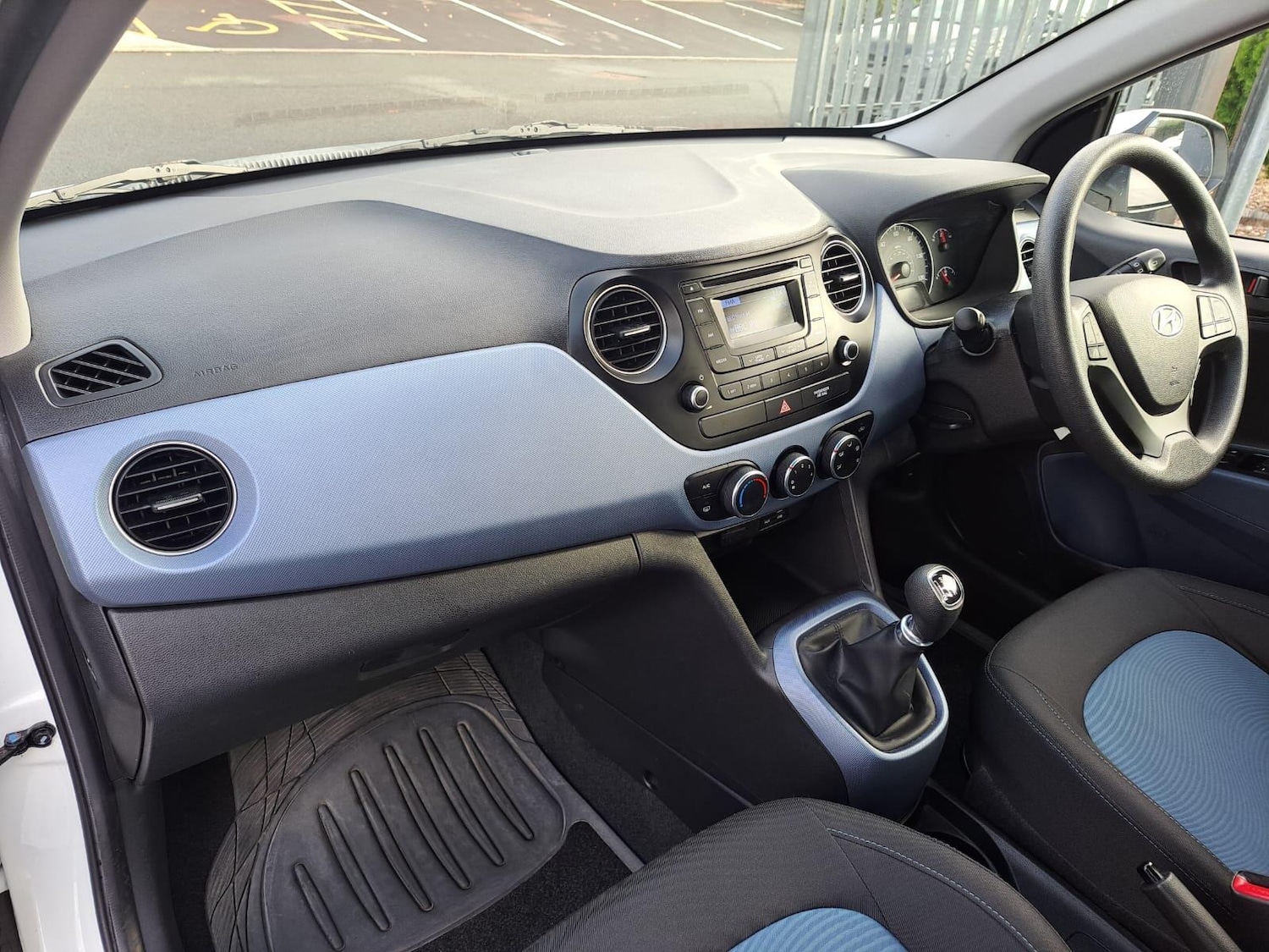 Used Hyundai i10 2015 for sale - 76634186: Photo 17