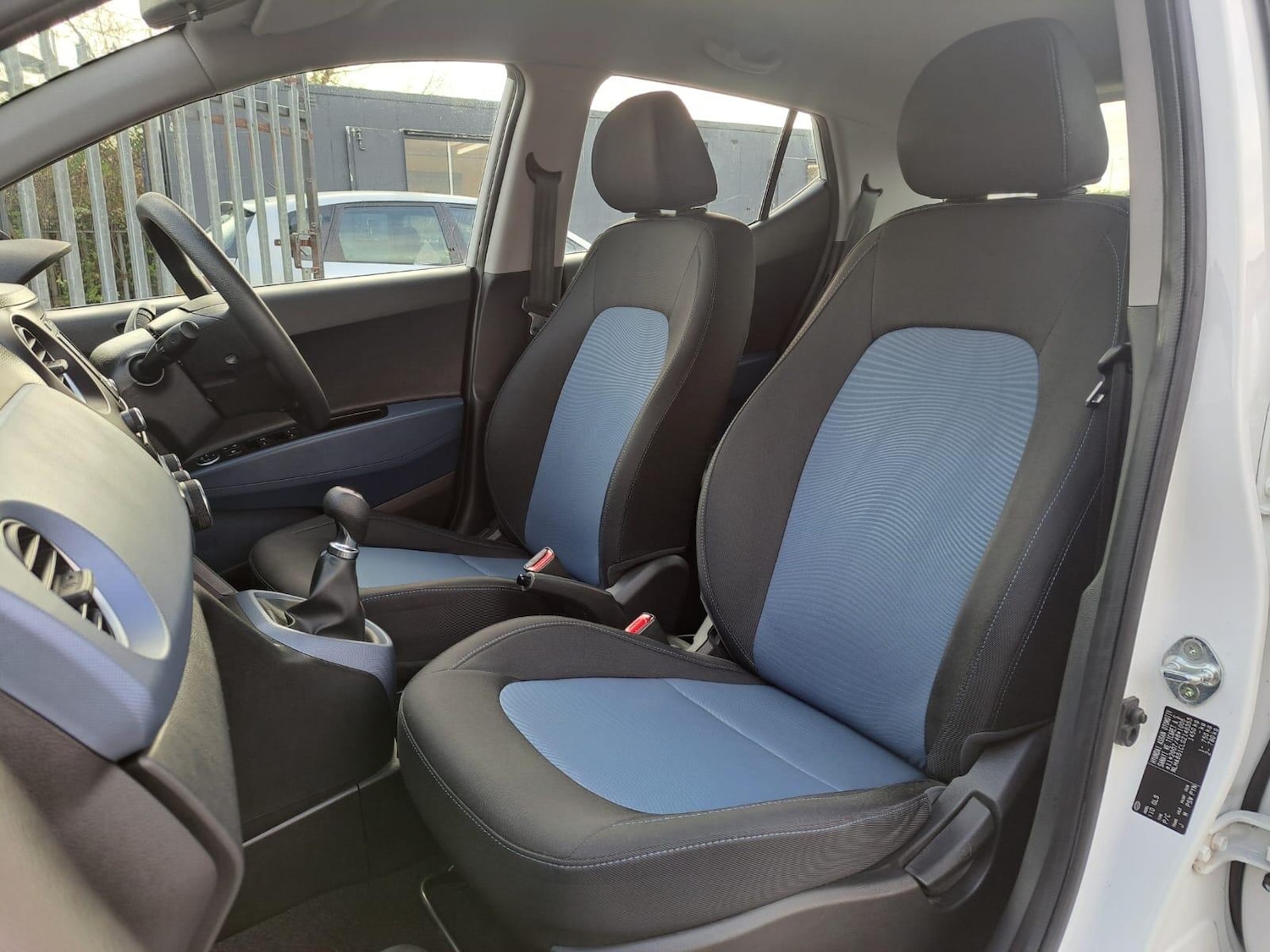 Used Hyundai i10 2015 for sale - 76634186: Photo 19