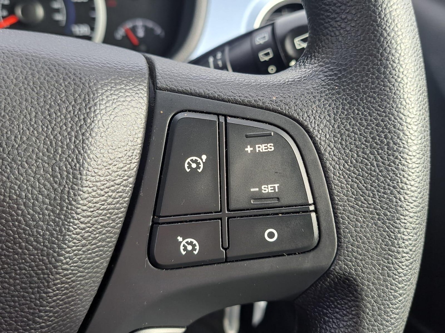 Used Hyundai i10 2015 for sale - 76634186: Photo 26