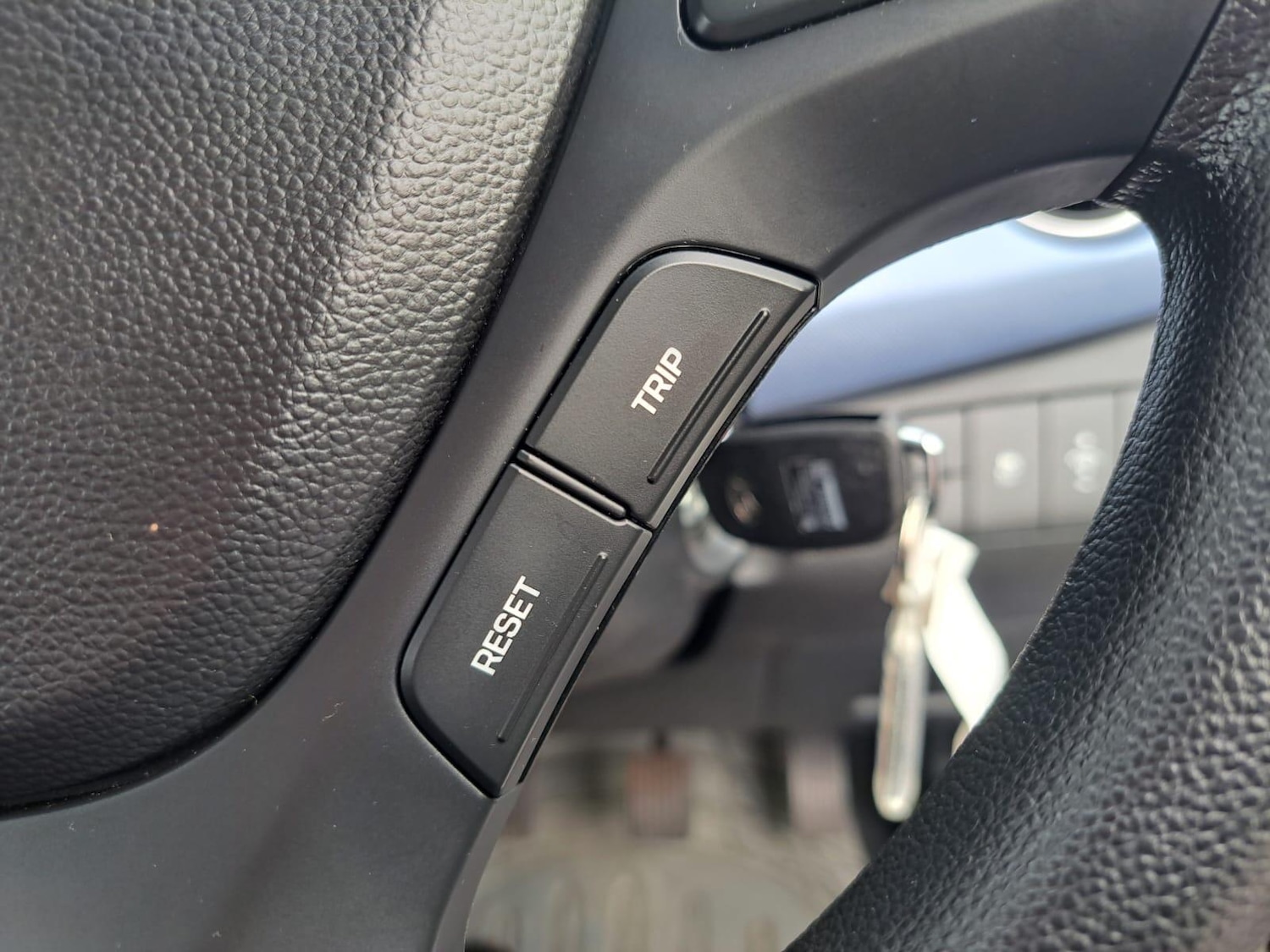 Used Hyundai i10 2015 for sale - 76634186: Photo 27