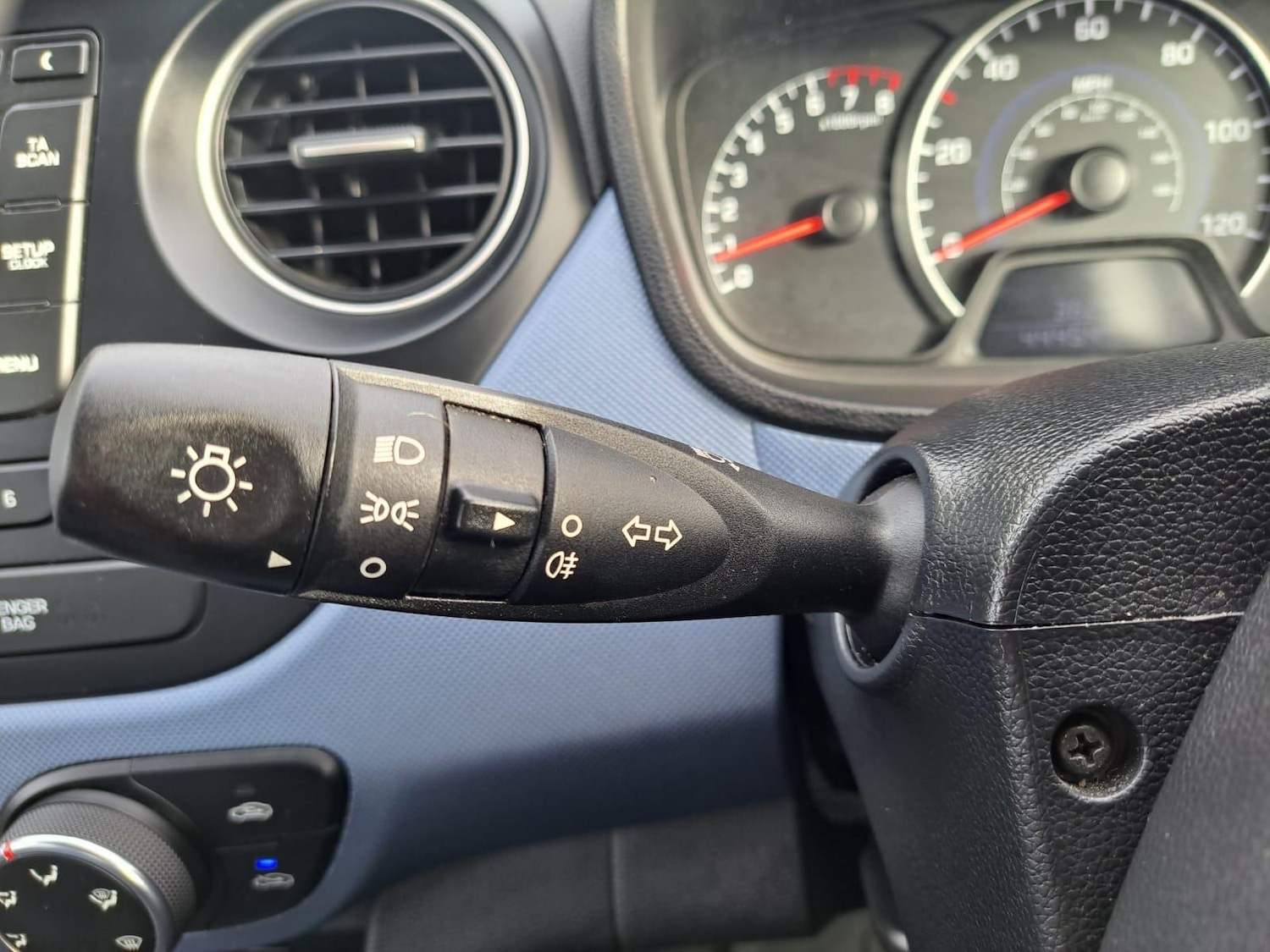 Used Hyundai i10 2015 for sale - 76634186: Photo 28